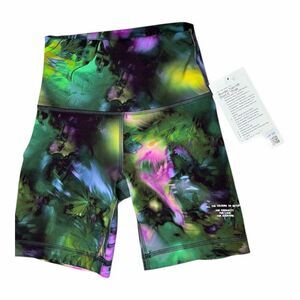 Lululemon Wunder Train High-Rise Short 6" *Pride Women's Size 2 NWT